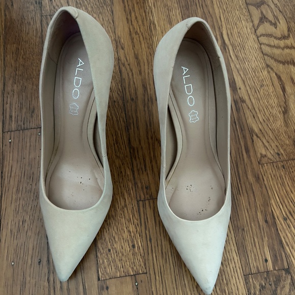 Aldo Suede Nude Pump - Picture 3 of 6